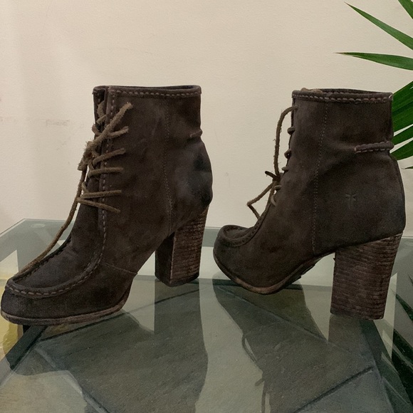 FRYE Parker Moc Short Suede Lace Up Boots - Picture 10 of 15